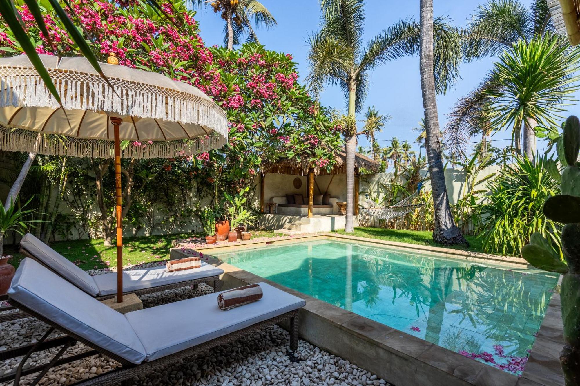 Villa Burung Gili Air Authentic 3-Bedroom Bamboo Villa With Private Pool Exterior photo