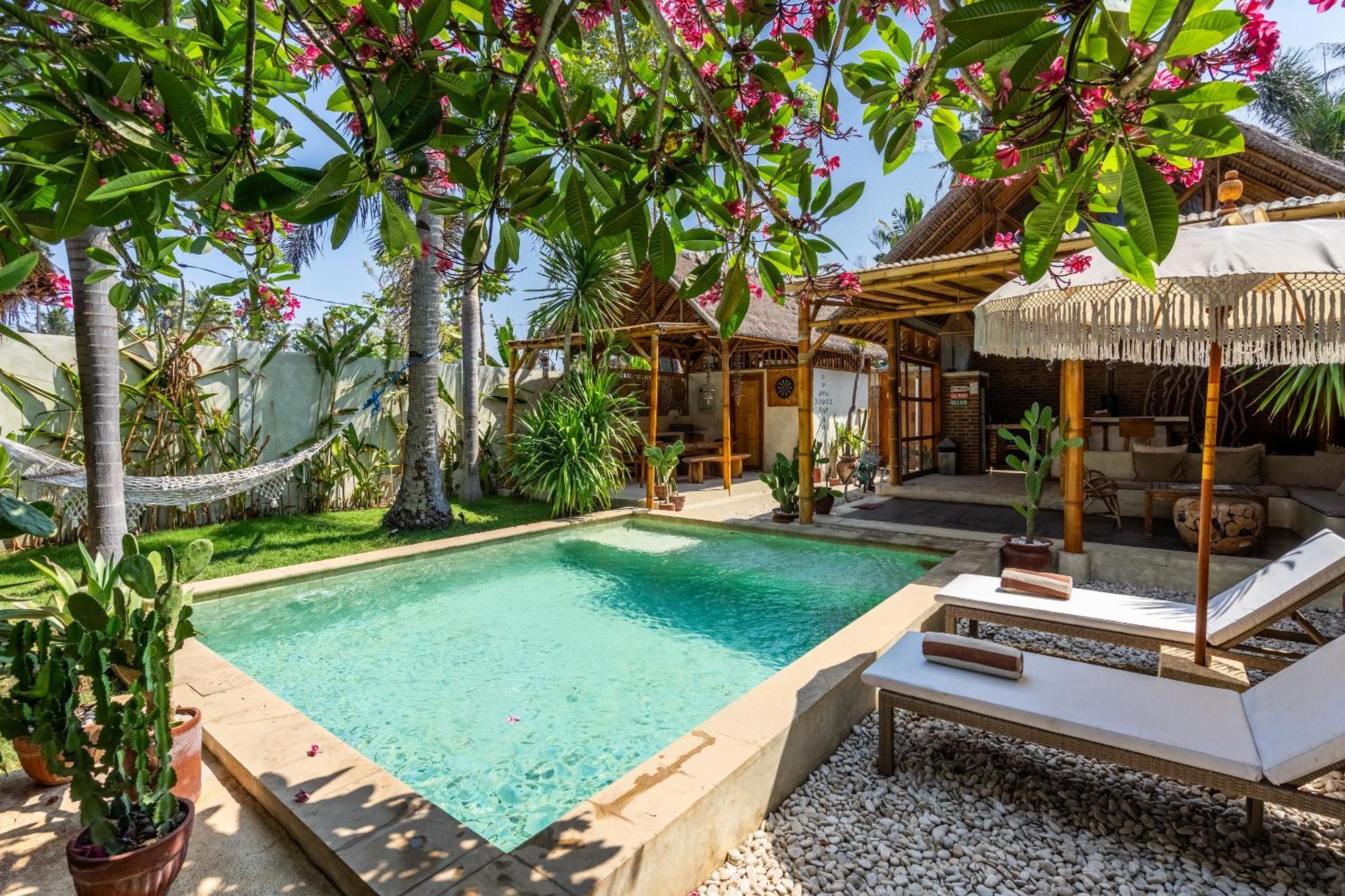 Villa Burung Gili Air Authentic 3-Bedroom Bamboo Villa With Private Pool Exterior photo